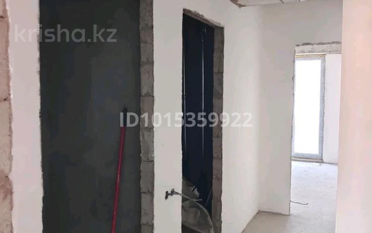 3-комнатная квартира · 88.3 м² · 3/4 этаж, мкр Акжар, Береке 7 за 41.9 млн ₸ в Алматы, Наурызбайский р-н — фото 2
