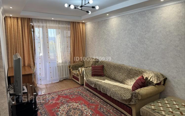 2-комнатная квартира · 44 м² · 5/9 этаж, Абая 27 за 15 000 ₸ в Астане, Есильский р-н — фото 2