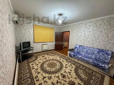 Отдельный дом · 2 комнаты · 70 м² · помесячно, мкр Атырау, Шманова 33 — Дренажный мост за 110 000 〒