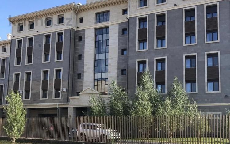 4-комнатная квартира · 120 м² · 2/5 этаж, Умай ана за 125 млн ₸ в Астане, Нура р-н — фото 2