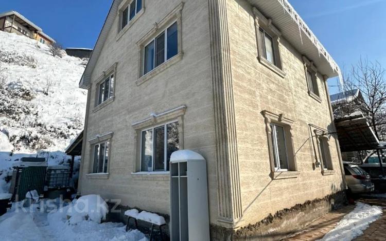 Отдельный дом · 4 комнаты · 150 м² · 8 сот., мкр Таужолы, Усикова 20 за 65 млн ₸ в Алматы, Наурызбайский р-н — фото 2