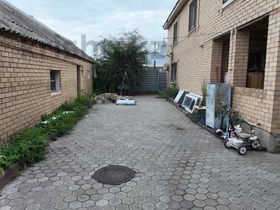 Отдельный дом · 7 комнат · 229 м² · 4.4 сот., 5 Апреля 173 за 59 млн 〒 в Костанае