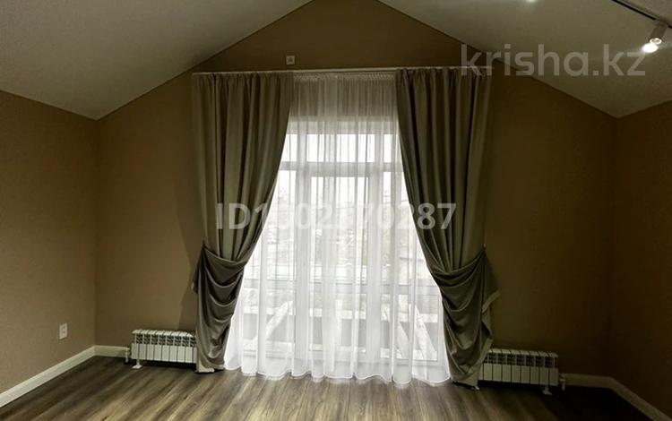 Часть дома · 4 комнаты · 176.7 м² · 6.61 сот., мкр Новый Город — Сатпаева за 105 млн 〒 в Караганде, Казыбек би р-н — фото 2