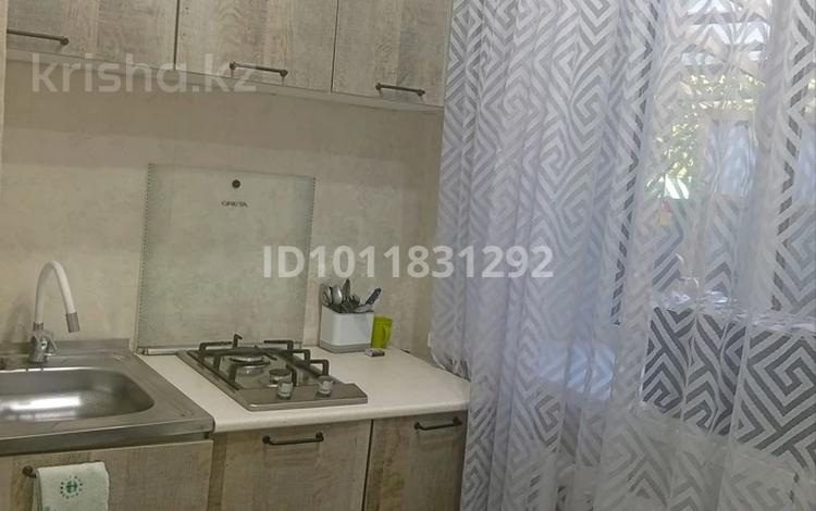 3-комнатная квартира · 55 м² · 1/2 этаж, ул. Сакена Сейфуллина рядом Скала 29 за 25 000 ₸ в Бурабае — фото 73
