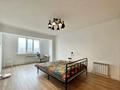 2-комнатная квартира · 80 м² · 11/12 этаж, мкр Аксай-1, Райымбека за 39.9 млн ₸ в Алматы, Ауэзовский р-н — фото 8