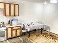 4-комнатная квартира · 110.9 м² · 1/2 этаж, Сатпаева 51 — Четырехкомнатная квартира с ремонтом 110.9 кв,в кирпичном доме ,1986 год постройки дома, 2 санузла ,отопление автономное , горячая вода ,большая кухня 18 ,8кВ Летняя кухня, баня гараж 2010 года постройки Автономная летняя кухня имеется ремонт газ отопление горячая вода Баня евроремонт парная, моечная, прихожая, санузел, автономное отопление печь Ермак Гараж (отопление) Погреб в гараже Во дворе брусчатка Оцинкованные ворота,приусадебный участок квартира находится на первом этаже Рядом остановка, школа ,магазины Анвар,Дина, поликлиника , телеком Байнур, фитнес клуб Армада ,каз почта за 29.5 млн ₸ в Актобе, жилой массив Жилянка — фото 8