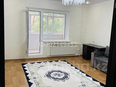 2-бөлмелі пәтер · 59 м² · 2/5 қабат, Aбая 35, бағасы: 21 млн ₸ в Сатпаев