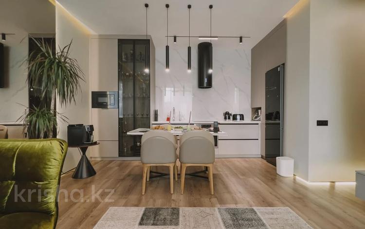 3-комнатная квартира · 70 м² · 6/9 этаж, Е 900 2 за 67 млн ₸ в Астане, Нура р-н — фото 2
