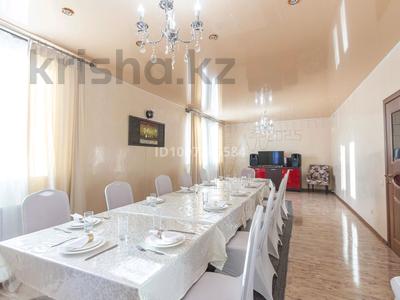 Дом · 6 комнат · 207 м², мкр Уркер, Мкр Уркер, Ул 201 76 — Айтматова и шоссе Коргалжын за 160 000 〒 в Астане, Нура р-н