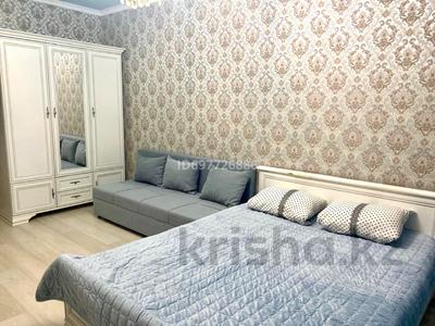 1-бөлмелі пәтер · 43 м² · 2/13 қабат, Навои 210/3 — Розыбакиева и Торайгырова, бағасы: 16 000 ₸ в Алматы, Бостандыкский р-н