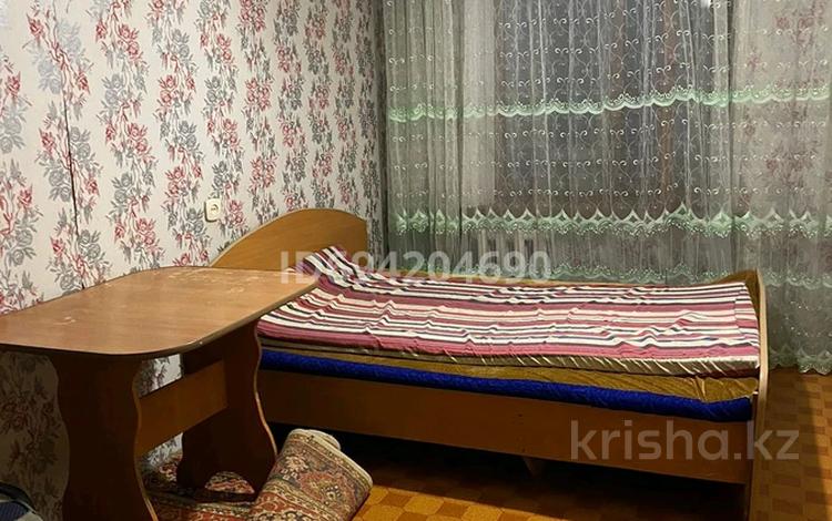 3-комнатная квартира, 58 м², 3/5 этаж помесячно, 9 площадка 21