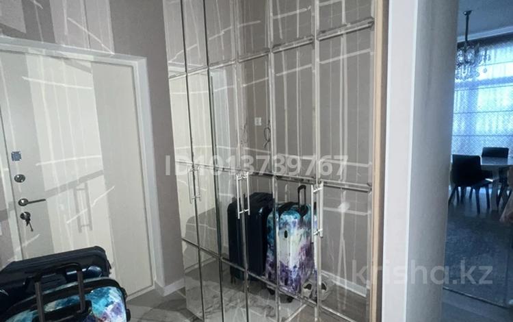 2-комнатная квартира · 55 м² · 3/7 этаж, Шамши Калдаякова 4 за 400 000 ₸ в Астане, Алматы р-н — фото 2