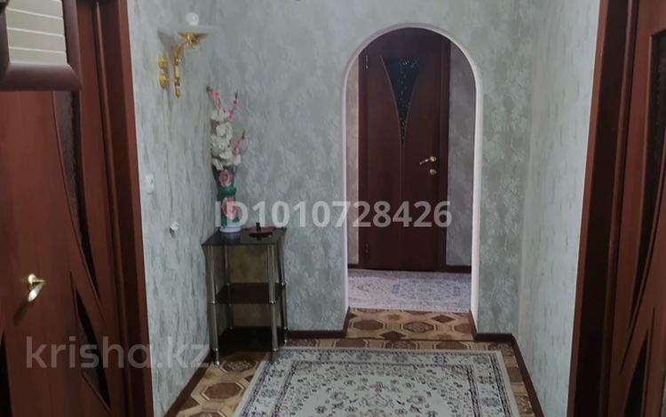 3-комнатная квартира · 86 м² · 2/2 этаж, 10 лет Независимости 27а за 26 млн ₸ в Абай — фото 2