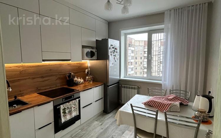 4-комнатная квартира · 75.4 м² · 9/9 этаж, Степной 4 9 за 27.9 млн ₸ в Караганде, Казыбек би р-н — фото 2