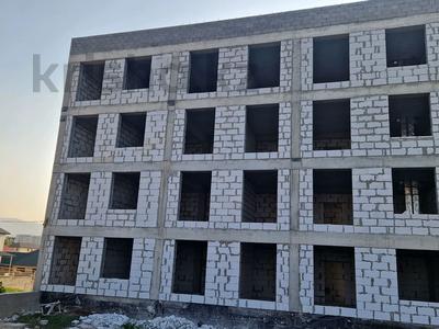 Үстелдің астындағы бейне