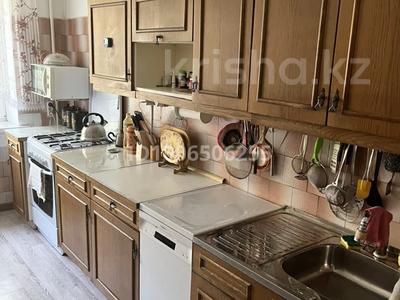 3-бөлмелі пәтер · 61 м² · 2/4 қабат, Бейсебаева 4 — Барибаева, бағасы: 28 млн ₸ в Каскелене