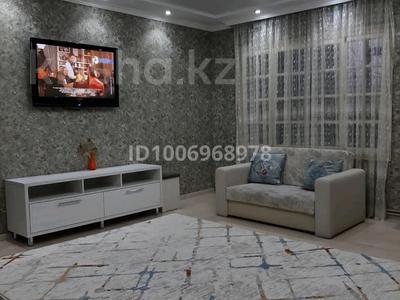 2-комнатная квартира · 61 м² · 5/5 этаж, 3-й микрорайон, Желтоксан 3а — Торговый дом Баян-сулу за 25 млн 〒 в Шымкенте, Туран р-н