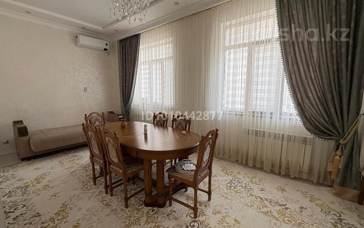 3-бөлмелі пәтер · 90 м² · 4/14 қабат, 16-й мкр 68, бағасы: 38 млн ₸ в Актау — фото 2
