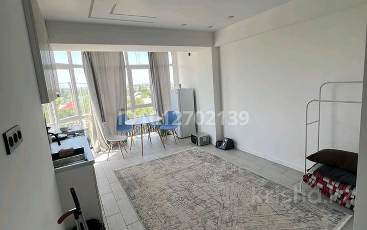 2-бөлмелі пәтер · 52 м² · 3/5 қабат, Абылай хана 2/5, бағасы: 250 000 ₸ в Каскелене — фото 2