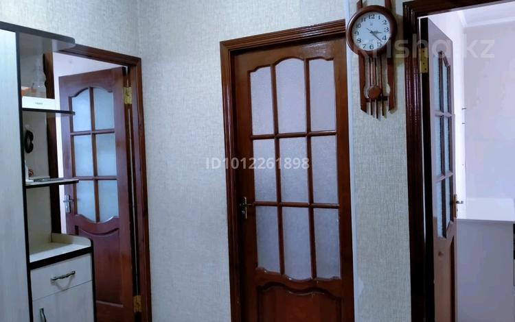 3-бөлмелі пәтер · 85 м² · 4/5 қабат, Просп. Жамбыла 186, бағасы: 180 000 ₸ в Таразе — фото 2