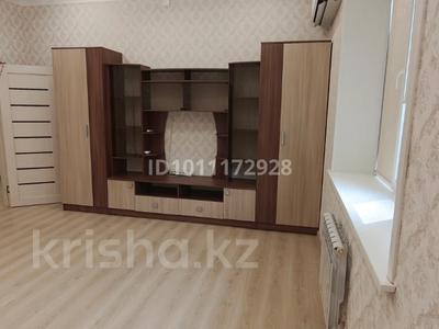 2-бөлмелі пәтер · 65 м² · 2/5 қабат, Юго-Восток ш/а., Муканова 51/8, бағасы: 33 млн ₸ в Караганде, Казыбек би р-н
