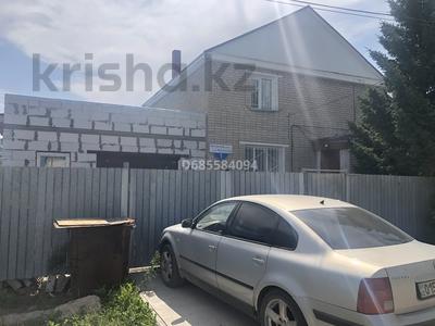 Отдельный дом · 4 комнаты · 180 м² · 10 сот., Солнечный 1 за 80 млн 〒 в Петропавловске