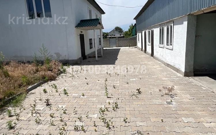 Жеке үй · 9 бөлме · 250 м² · 10 сот., Момышулы 187, бағасы: 400 000 ₸ в Алатау — фото 6