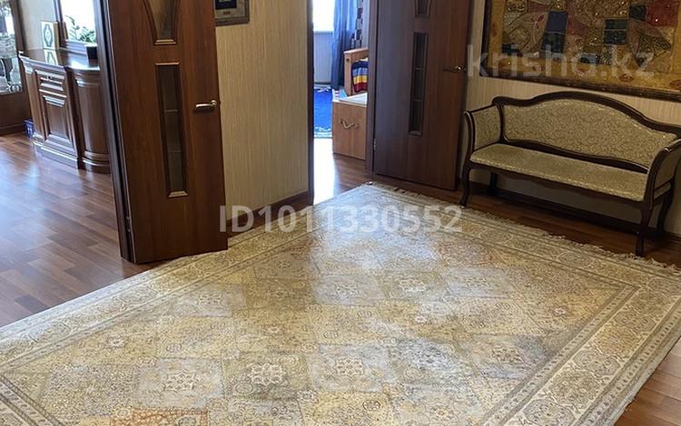 4-комнатная квартира · 122 м² · 9/16 этаж, мкр Юго-Восток, просп. Республики 40 — Республики- Шахтеров за 72.6 млн ₸ в Караганде, Казыбек би р-н — фото 2