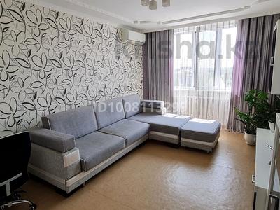 2-комнатная квартира · 52 м² · 9/9 этаж, 4 микрорайон — Алтын Шатыр за 17.5 млн 〒 в Аксае