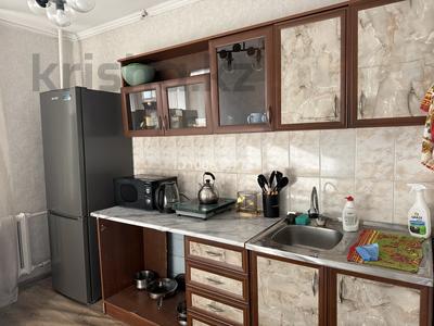 2-бөлмелі пәтер · 54 м² · 6/9 қабат, Шакарима 150, бағасы: 200 000 ₸ в Семее