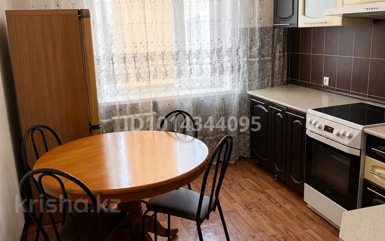 2-комнатная квартира · 53.7 м² · 5/5 этаж, мкр Юго-Восток, мкр Степной 4 17 за 21.5 млн ₸ в Караганде, Казыбек би р-н — фото 2