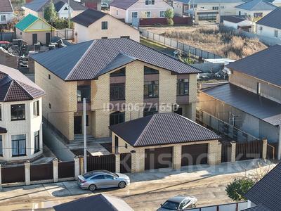 Часть дома · 4 комнаты · 180 м² · 4.5 сот., Алмалы за 44 млн 〒 в Уральске