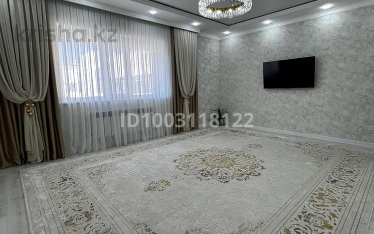 3-комнатная квартира · 128 м² · 7/7 этаж, 17-й мкр 51 за 55 млн ₸ в Актау — фото 2