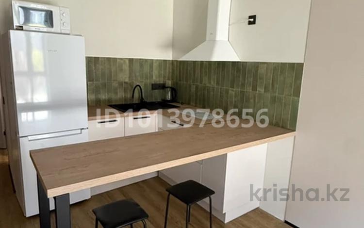 1-комнатная квартира · 30 м² · 1/5 этаж, мкр Коктобе — улица Сагадат Нурмагамбетов, 142/2 за 320 000 ₸ в Алматы, Медеуский р-н — фото 2