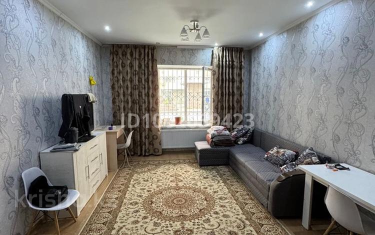 2-бөлмелі пәтер · 70 м² · 1/19 қабат, Брусиловского 167 — АДК, бағасы: 350 000 ₸ в Алматы, Алмалинский р-н — фото 2
