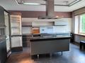 Отдельный дом · 12 комнат · 1300 м² · 15 сот., Кыз Жибек за 4.5 млн ₸ в Алматы, Медеуский р-н — фото 10
