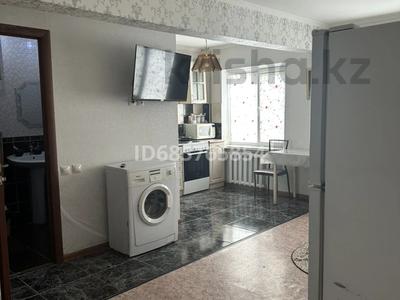 2-комнатная квартира · 45 м² · 1/5 этаж, 3 микрорайон 9 за 10 000 〒 в Балхаше