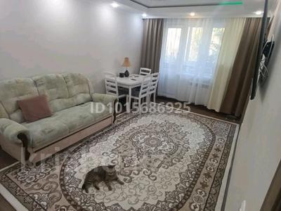 3-бөлмелі пәтер · 62.5 м² · 3/5 қабат, Павлова 23 — Телецентр,Кафе Весна,магазин Алатау, бағасы: 25 млн ₸ в Павлодаре