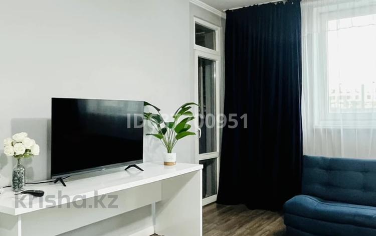 1-комнатная квартира · 55 м² · 8/15 этаж, Хусаинова 225 за 20 000 ₸ в Алматы, Бостандыкский р-н — фото 13