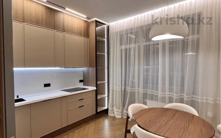 2-комнатная квартира · 70 м² · 7/13 этаж, Ади Шарипова 145 за 500 000 〒 в Алматы, Алмалинский р-н — фото 2