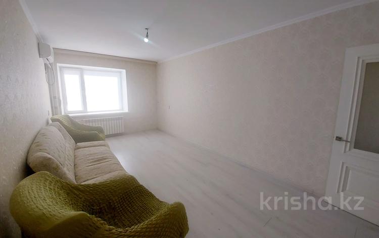 3-бөлмелі пәтер · 84 м² · 3/10 қабат, Гагарина 1/3, бағасы: 20.9 млн ₸ в Уральске — фото 2