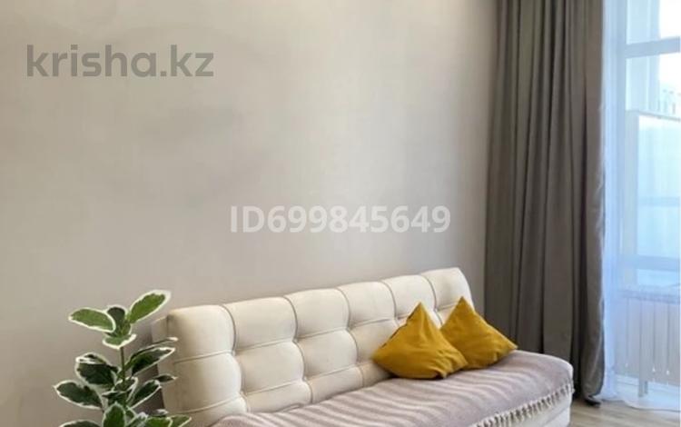 1-комнатная квартира · 45 м² · 9/12 этаж, Казыбек би 3/1 — Казыбек Би за 280 000 ₸ в Астане, Есильский р-н — фото 2