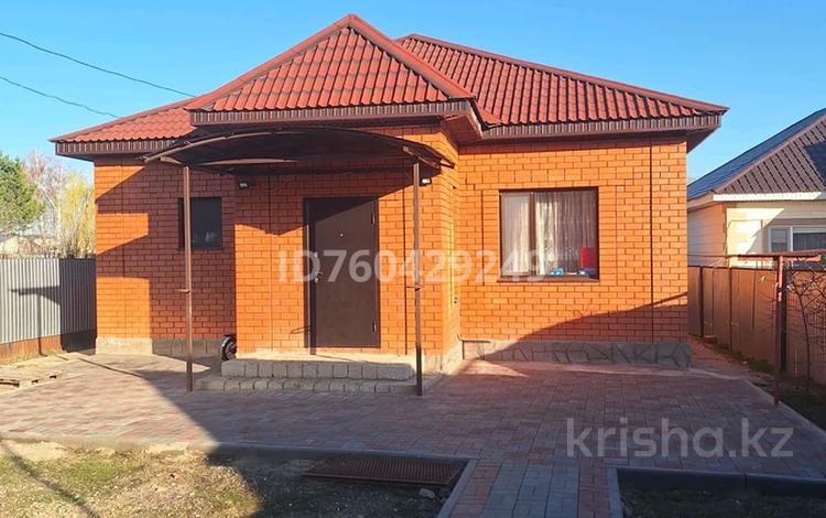 Отдельный дом · 3 комнаты · 100 м² · 8 сот., С.к Тополек 59 за 32 млн 〒 в Актобе, жилой массив Заречный-2 — фото 28
