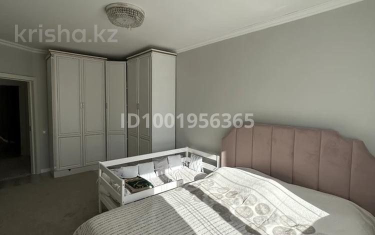 3-бөлмелі пәтер · 80 м² · 2/12 қабат, Акмешит 11, бағасы: 49 млн ₸ в Астане, Есильский р-н — фото 21