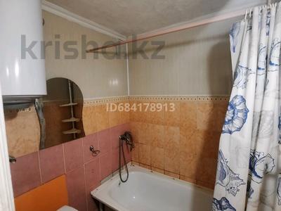 2-бөлмелі пәтер, 50 м², 2/5 қабат ай сайын, Тохтарова 15, бағасы: 110 000 〒 в Риддере