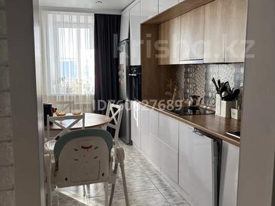 4-бөлмелі пәтер · 82 м² · 7/10 қабат, Мкр. 15 22, бағасы: 45 млн ₸ в Семее