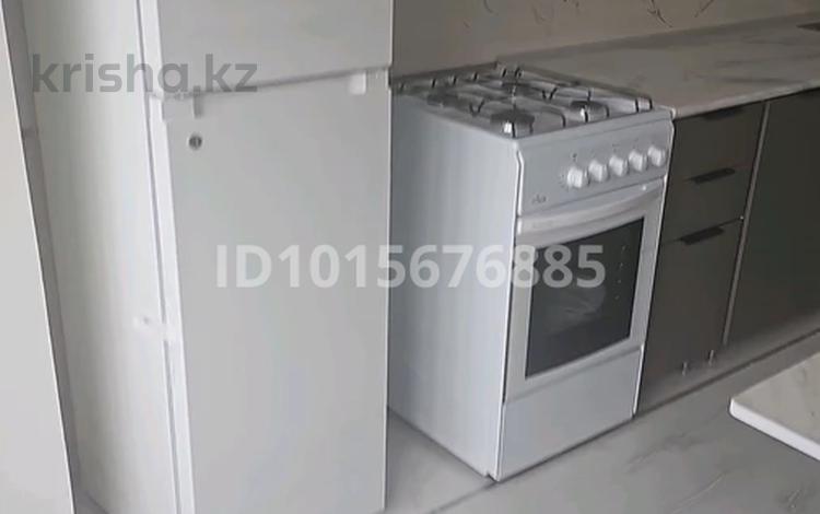 2-бөлмелі пәтер · 66 м² · 1/5 қабат, Алтын орда ш/а. 49Р, бағасы: 140 000 ₸ в Актобе, мкр. Алтын орда — фото 2