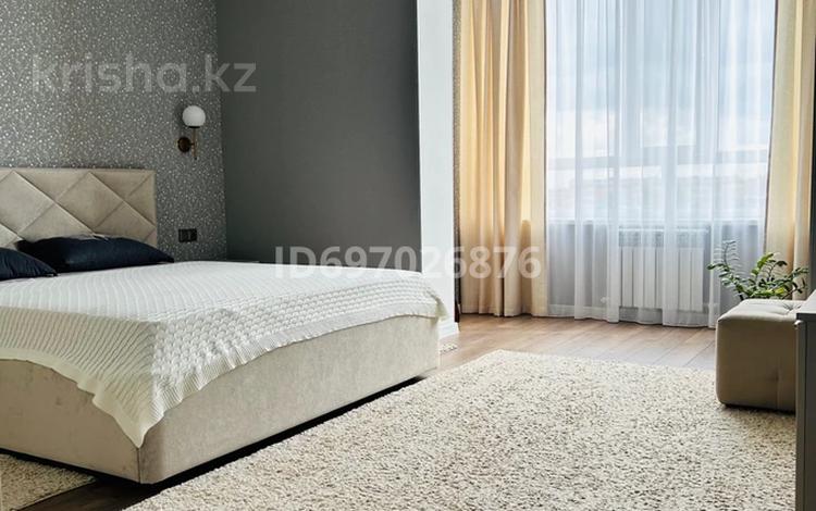4-комнатная квартира · 135 м² · 3/5 этаж, Северо-западный за 72 млн 〒 в Костанае — фото 2