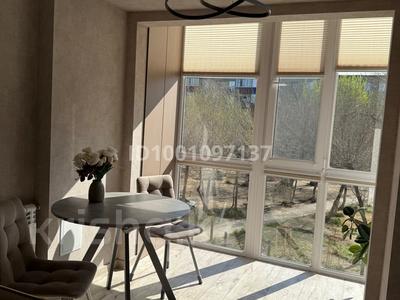 Продажа квартир в Костанайской обл.: 3-комнатная квартира · 61 м² · 2/5 этаж, Комсомольский 39 — Кольцо загс за 27.5 млн 〒 3-комнатная квартира · 61 м² · 2/5 этаж, Комсомольский 39 — Кольцо загс за 27.5 млн 〒 в Рудном