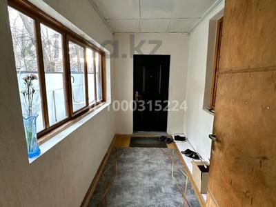 Отдельный дом · 5 комнат · 200 м² · 10 сот., Кузнечные ряды 14 за 35 млн ₸ в Актобе, мкр. Курмыш